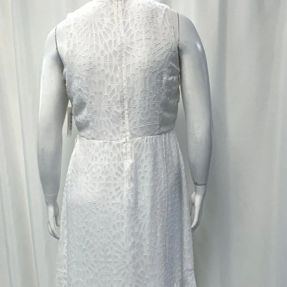 NWT Hugo Boss White High Low Hem Deep V‎ Neck Dress Women's Size 10 - Picture 5 of 6